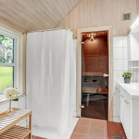 5 Bedroom In Romo Holiday home Romo Kirkeby