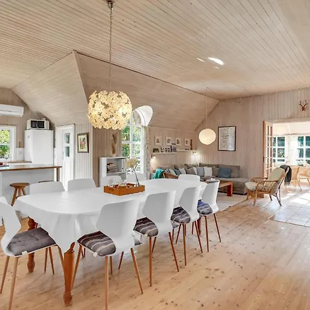Holiday home 5 Bedroom In Romo Romo Kirkeby